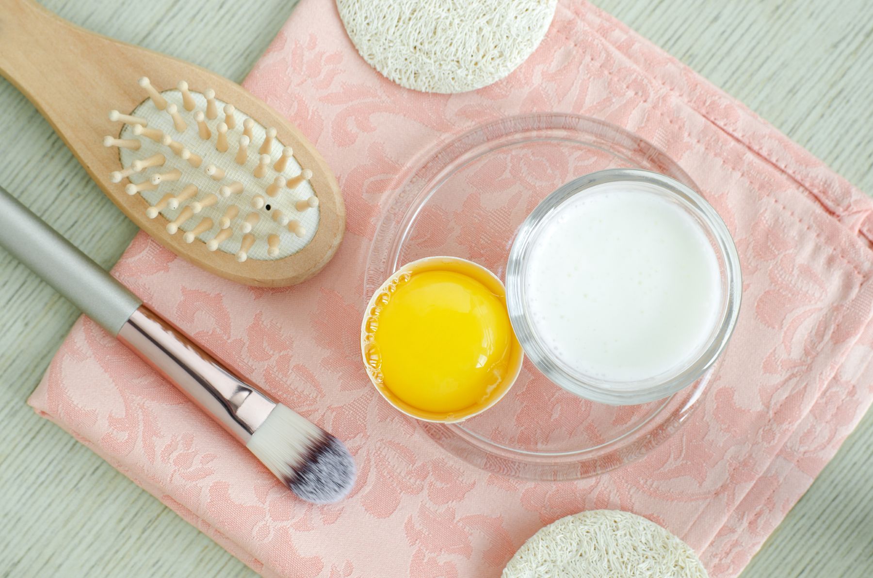 Egg hair mask for hair growth